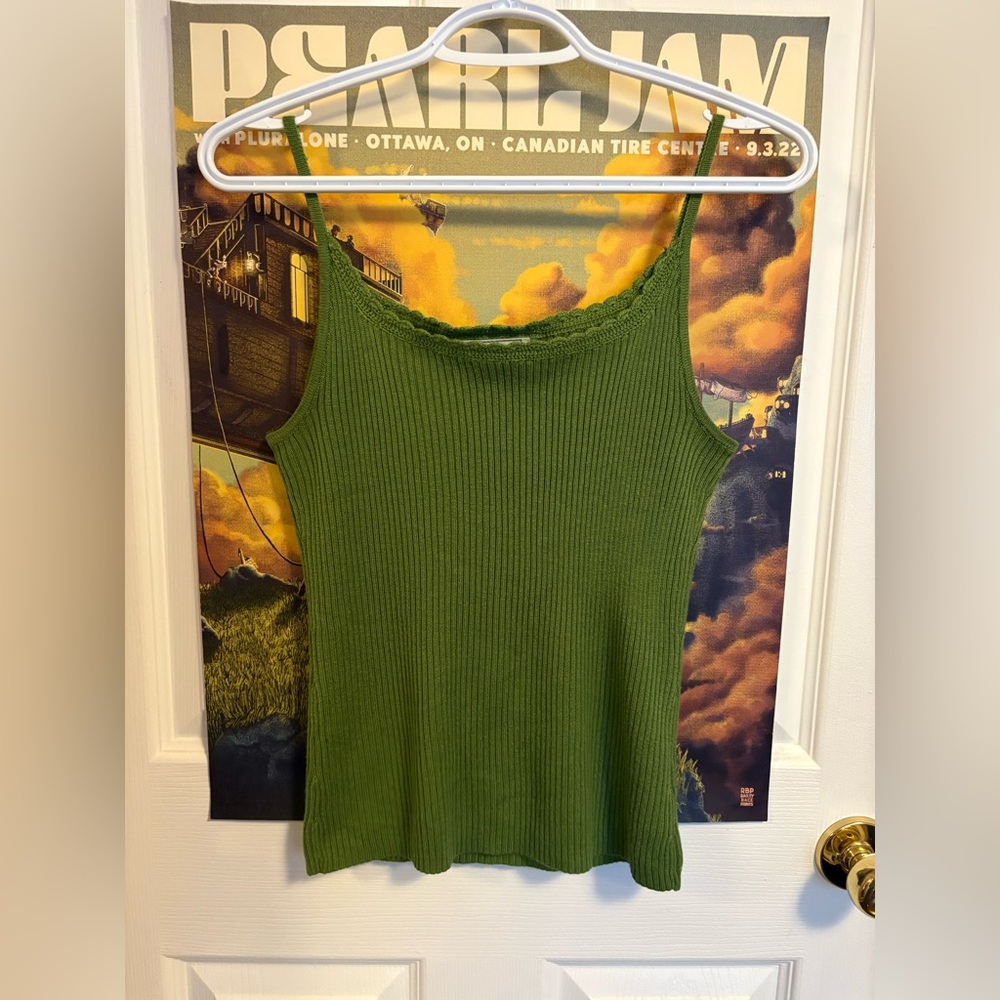 beautiful green knit top